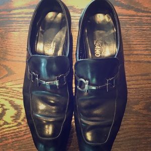 (SOLD) Ferragamo Mens leather loafers